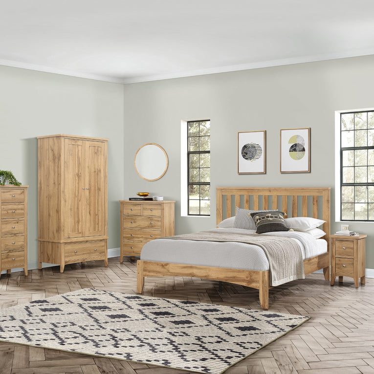 Hampstead 3 Drawer Bedside Oak
