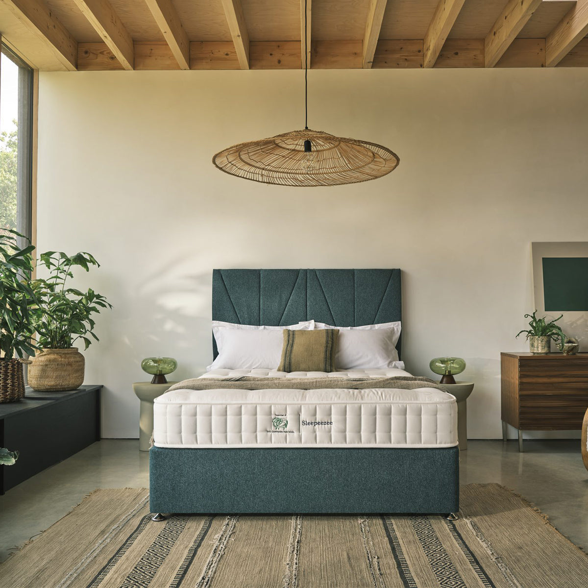 Sleepeezee  Wool Luxe 1200 Mattress